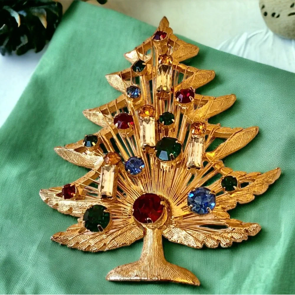 Brooks Christmas Tree Pin Brooch Vtg Goldtone Harp Rhinestones Candles Signed